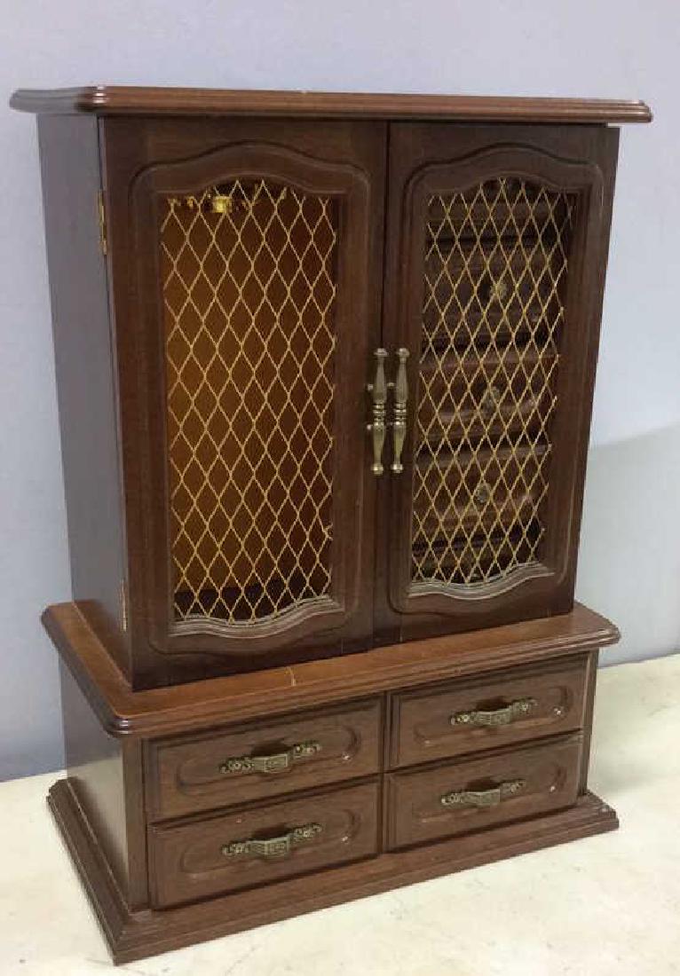 Winding Music Jewelry Cabinet (1 of 10)
