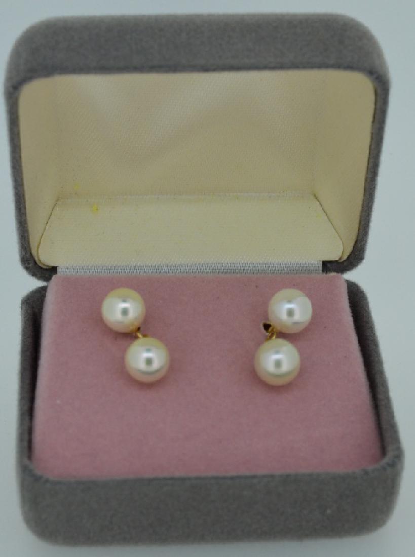 Ladies Double Pearl Post Earrings (1 of 5)