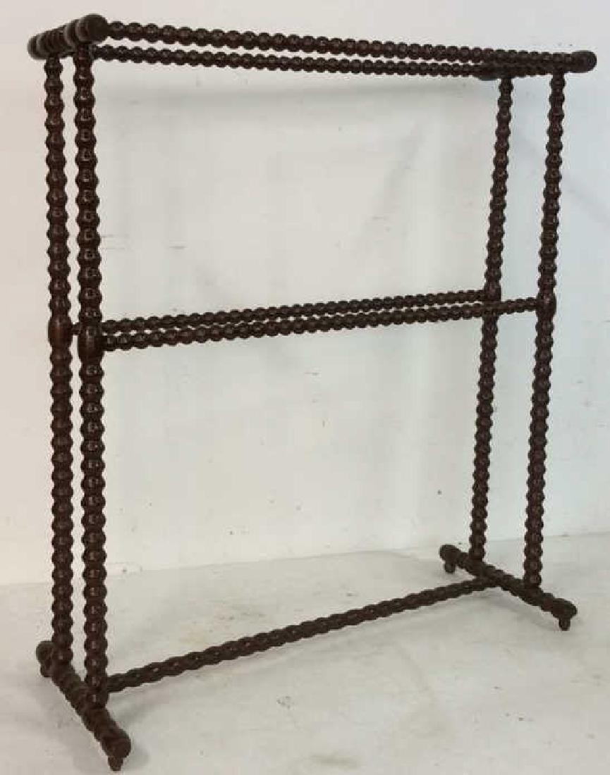 Antique Bobbin Style Quilt Rack (1 of 8)