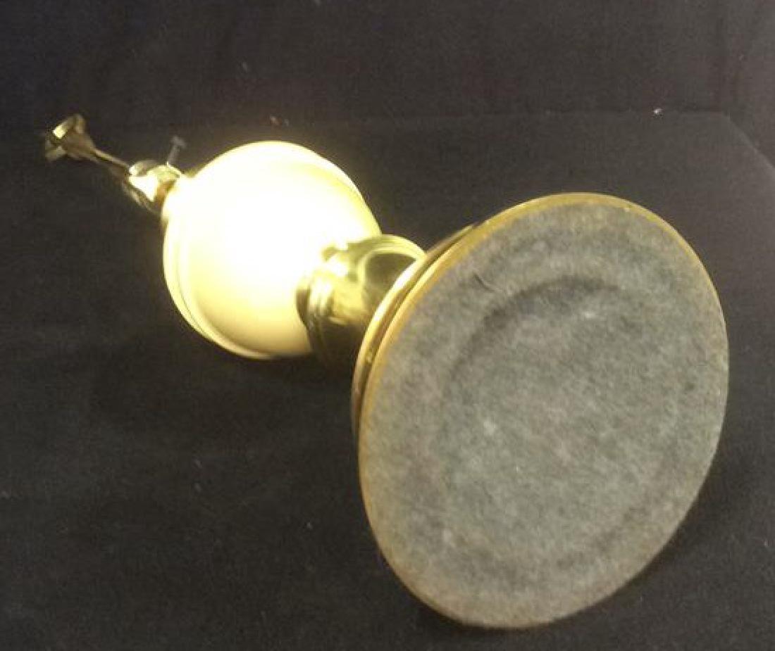 Traditional Table Lamp with Cream Enamel Accent (1 of 5)