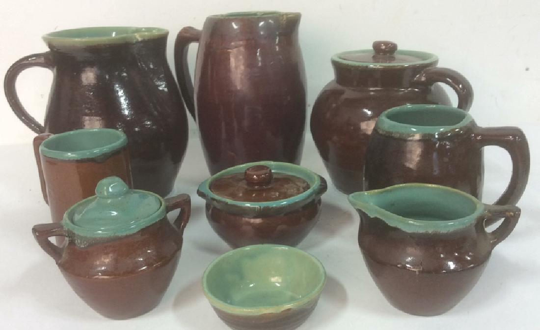 Slipware Two-Tone Collectible Pottery (1 of 10)