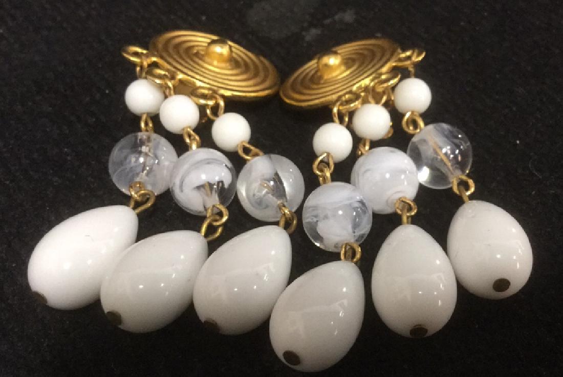 Estate Jewelry Vintage Dangle Clip On Earrings (1 of 10)