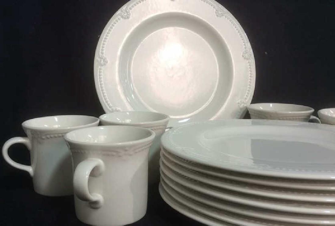Group Lot 28 Pieces Pfaltzgraff Dinnerware (1 of 8)