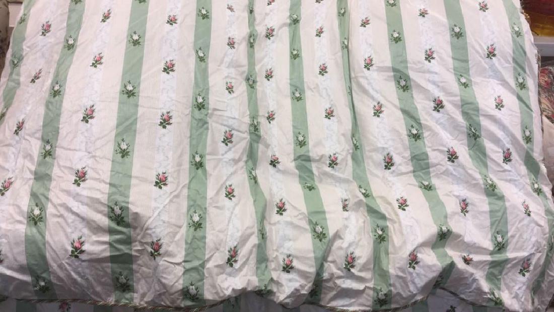 Down Filled Custom Twin Quilt: property of Nantucket Estate decorated by Bunny Williams. good condition