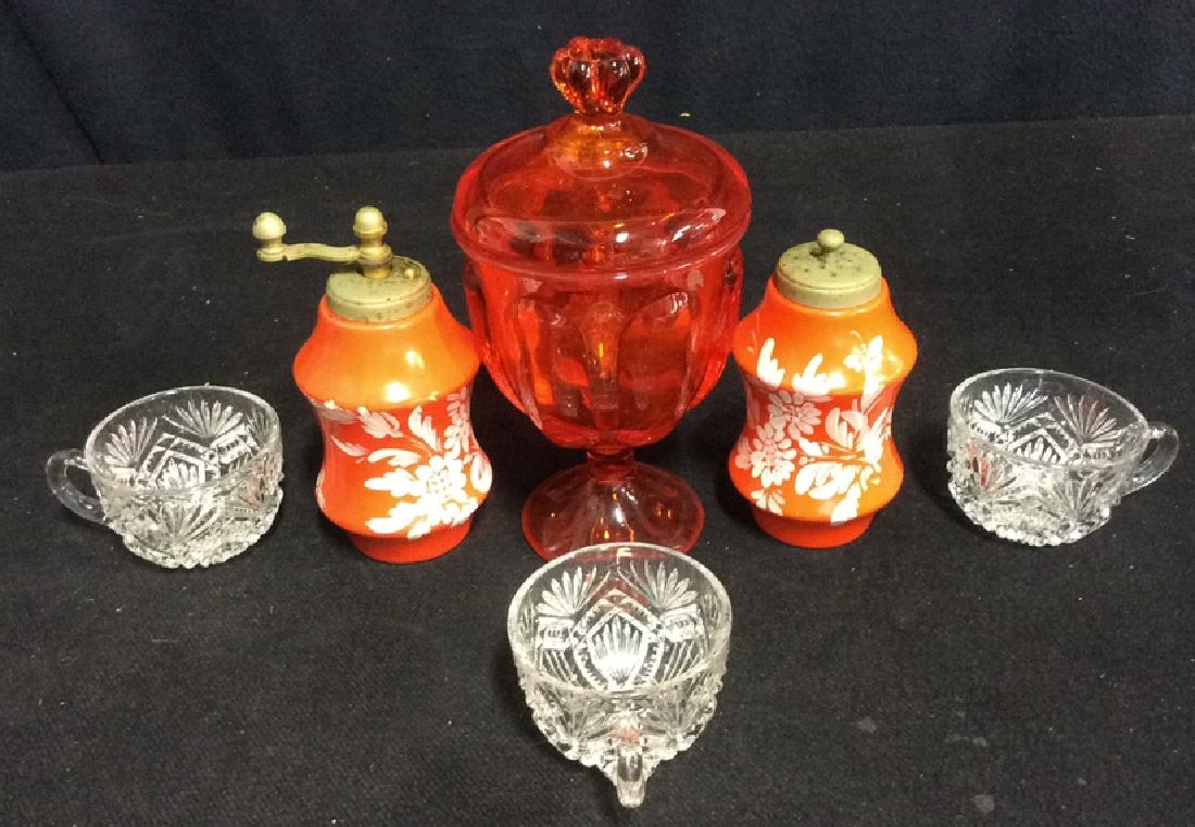 Group Lot 7 Table Top Accessories (1 of 5)