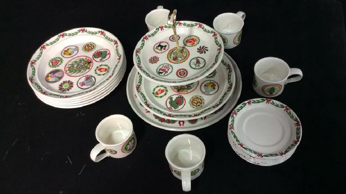 Lot 17 PORTMEIRION SUSAN WILLIAMS Holiday Plates (1 of 6)