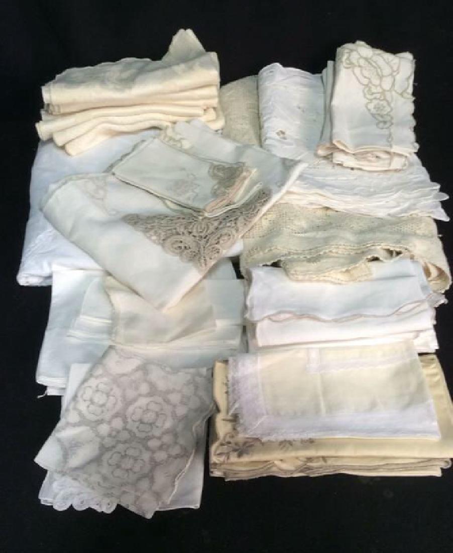 Lot Assorted Vintage Linens Tablecloths Napkins (1 of 7)