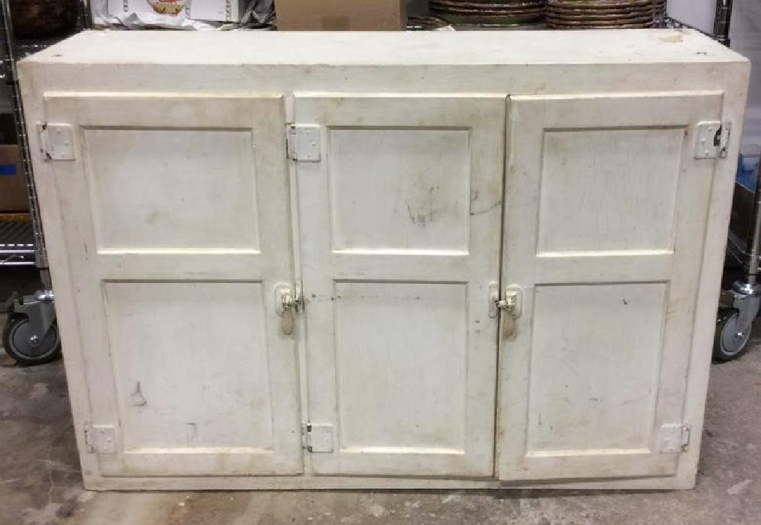 White Tri Door Cabinet Shelves (1 of 10)