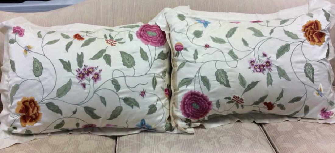 Pair Pierre Deux Throw Pillows (1 of 10)