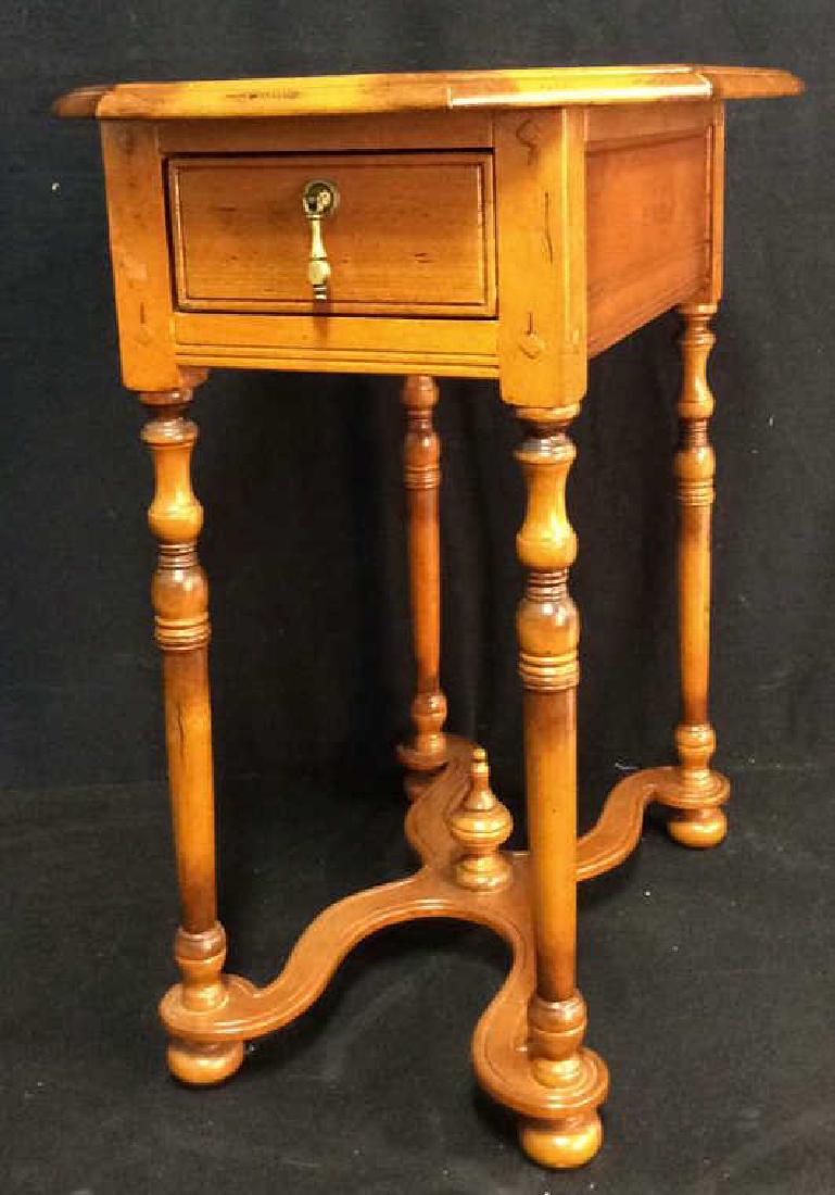 Antique Honey Tone Wood End Table  w Drawer (1 of 10)
