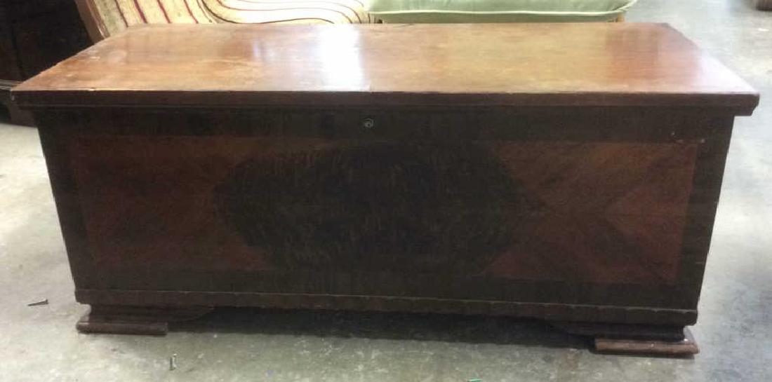 Vintage Lane Cedar Chest (1 of 9)