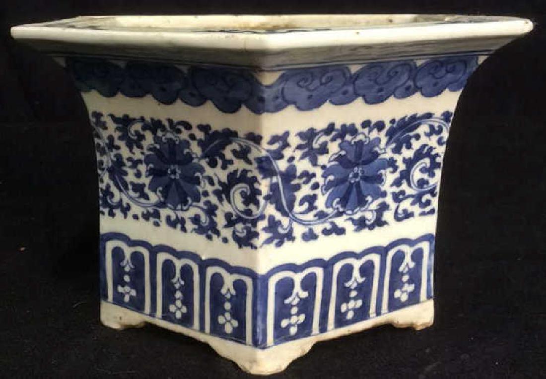 Antique Blue and White Asian Planter (1 of 10)