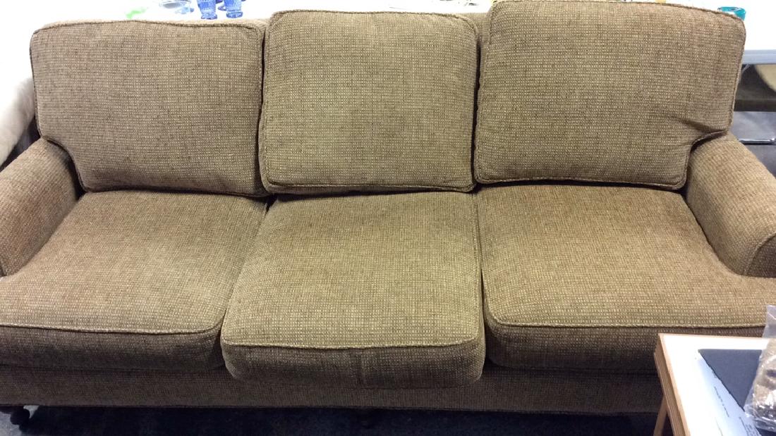 LEE Caramel Toned Couch (1 of 10)