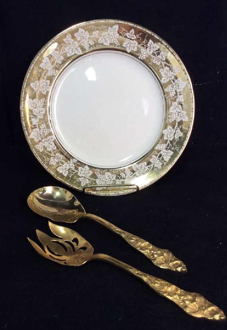 Lot 3 JOHNSON BROS ENGLAND Plate W Utensils (1 of 13)