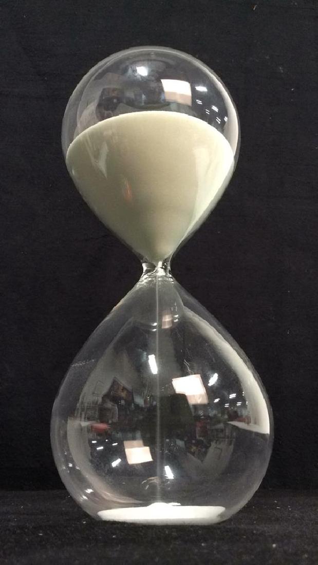 Large Hourglass W White Toned Sand (1 of 8)