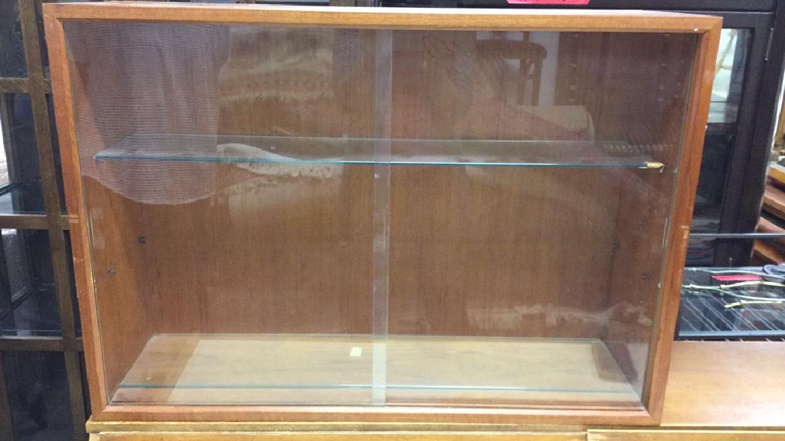 Vintage Mid Century Modern Display Cabinet (1 of 8)