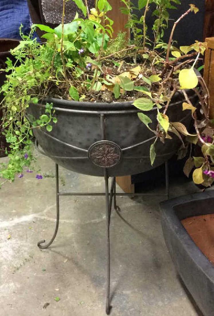 Iron Vintage Metal Plant Stand (1 of 10)
