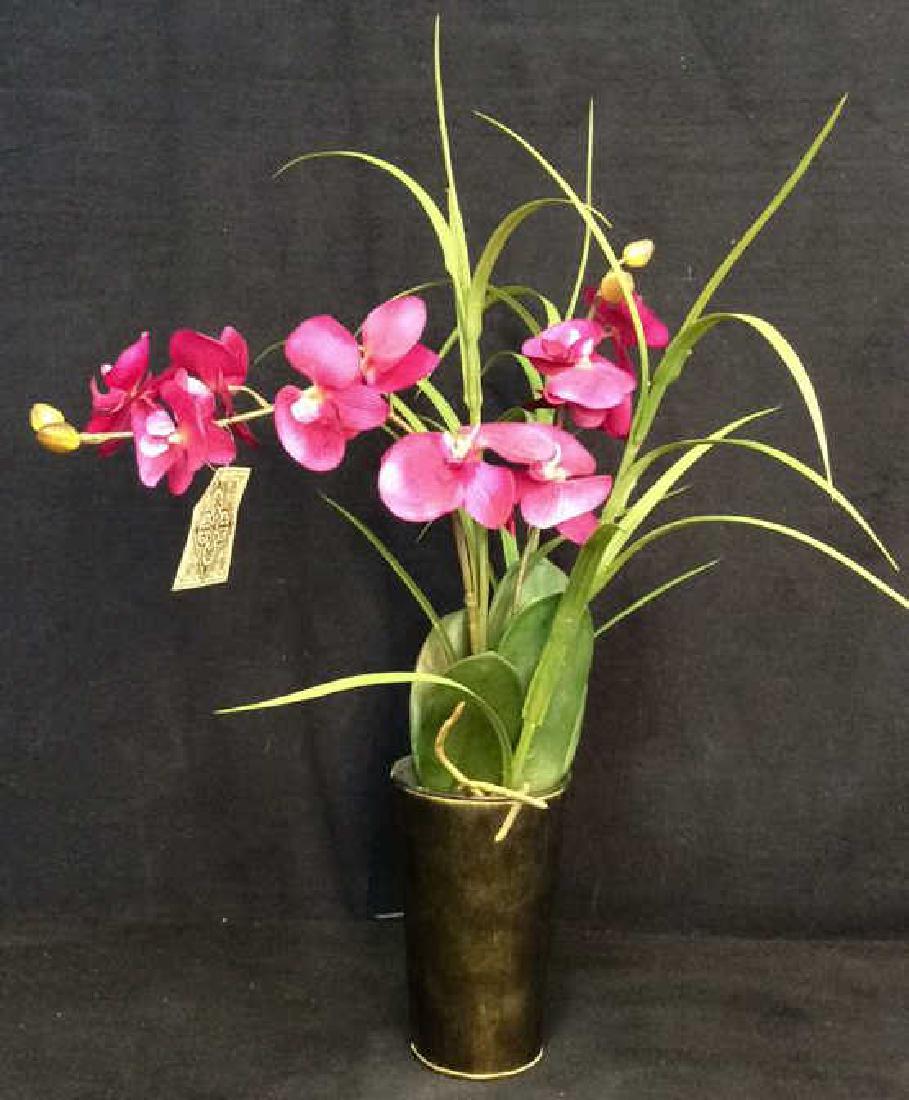 SIGNATURE DESIGNS INTERNATIONAL Fabric Orchid (1 of 8)