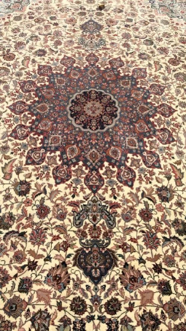 Room Size Floral Motif & Medallion Detailed Carpet (1 of 10)