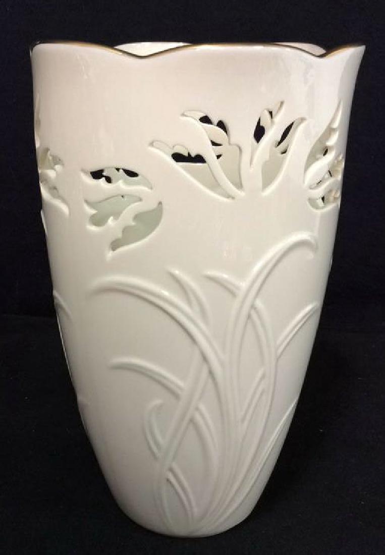 LENOX WESTBURY Beige Toned Tall Vase (1 of 9)