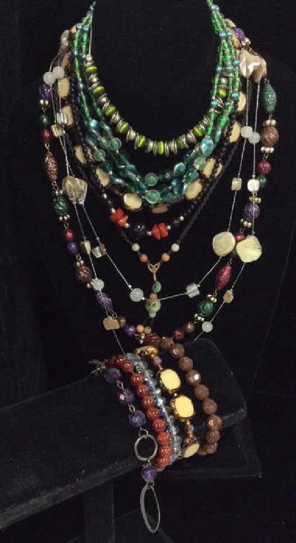 Lot 12 Beaded Costume Jewelry (1 of 10)