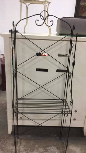 Black Toned Metal Baking Rack