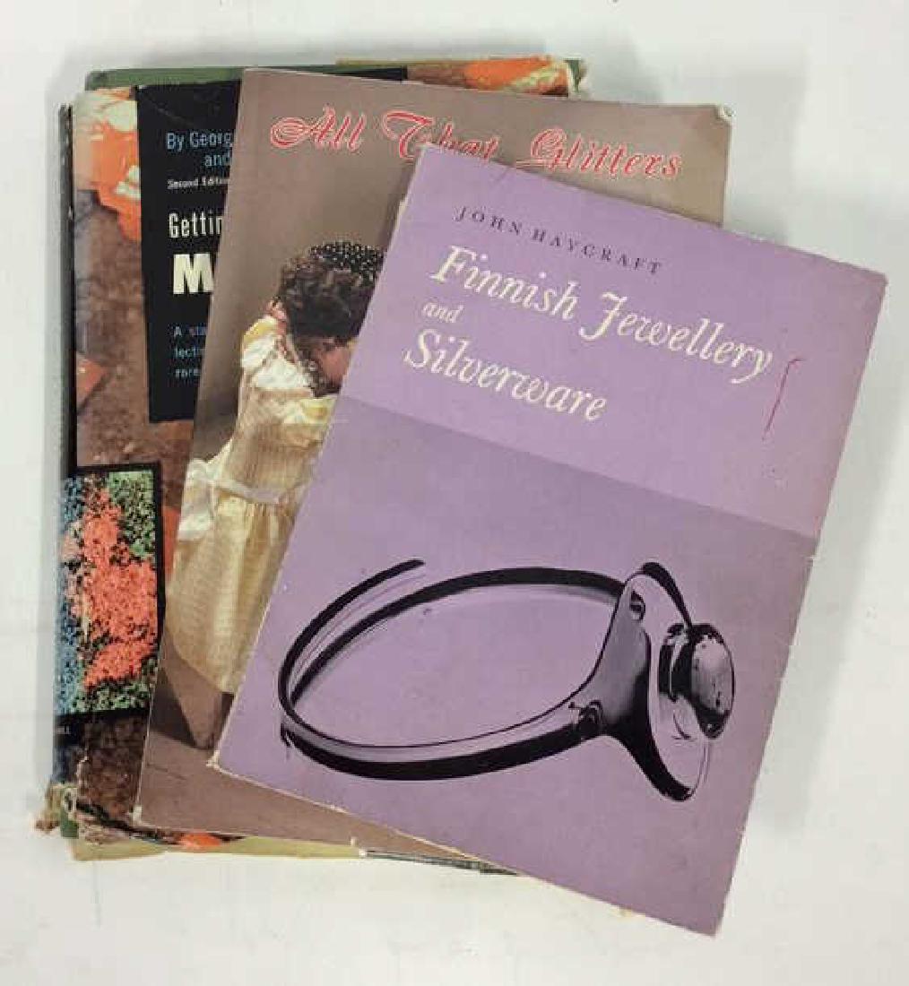 Lot 3 Assorted Jewelry and Minerals Resource Books: Lot 3 Assorted Jewelry and Minerals Resource Books. Lot includes; ‘Getting Acquainted With Minerals’ by George Letchworth English and David E. Jensen, published by McGraw Hill Book Company, Inc. �