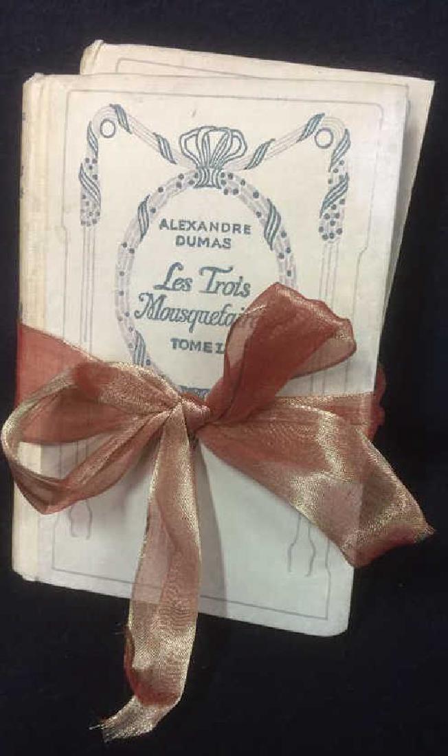 Vintage Books Les Trois Mousquetaires Vol 1 and 2 (1 of 7)