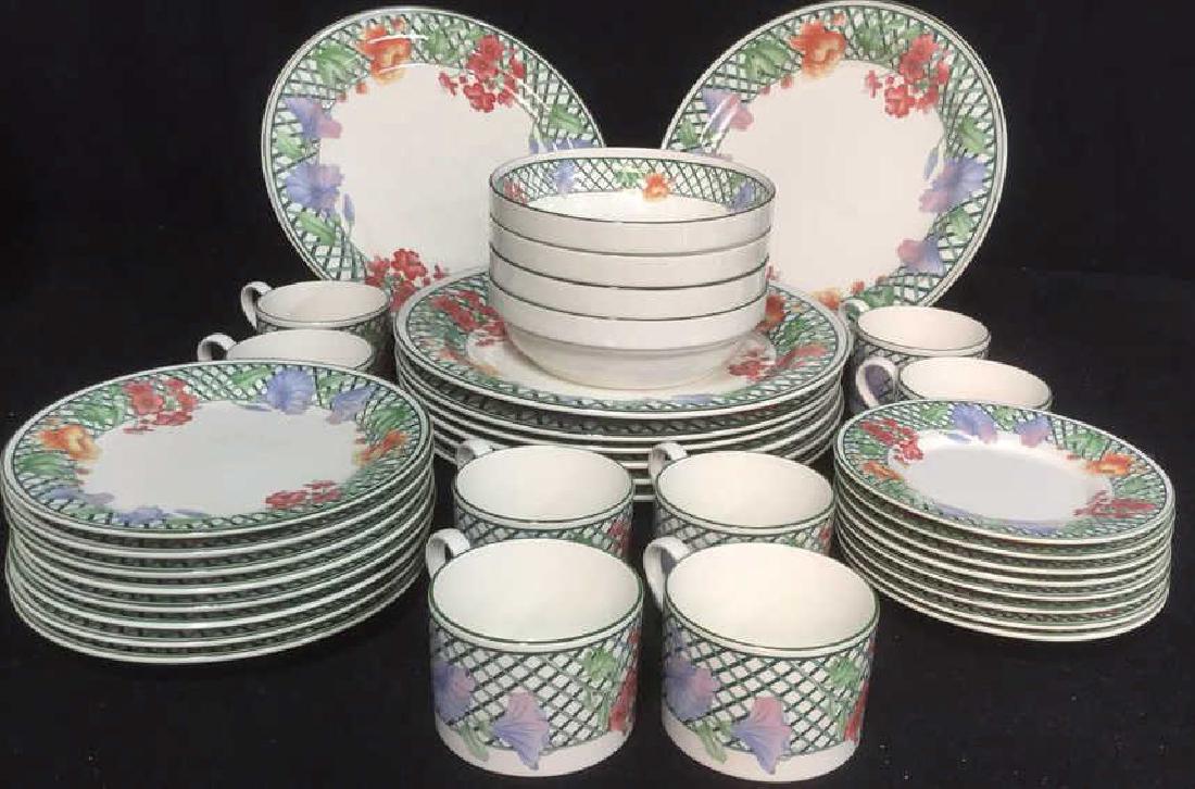 Lot 35 SANGO China Dinner Set (1 of 8)