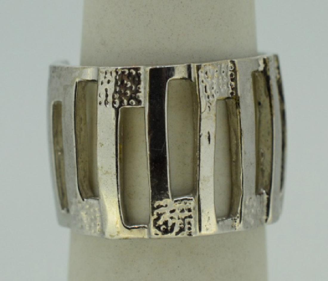 Contemporary Abstract Sterling Silver Ring Band (1 of 3)