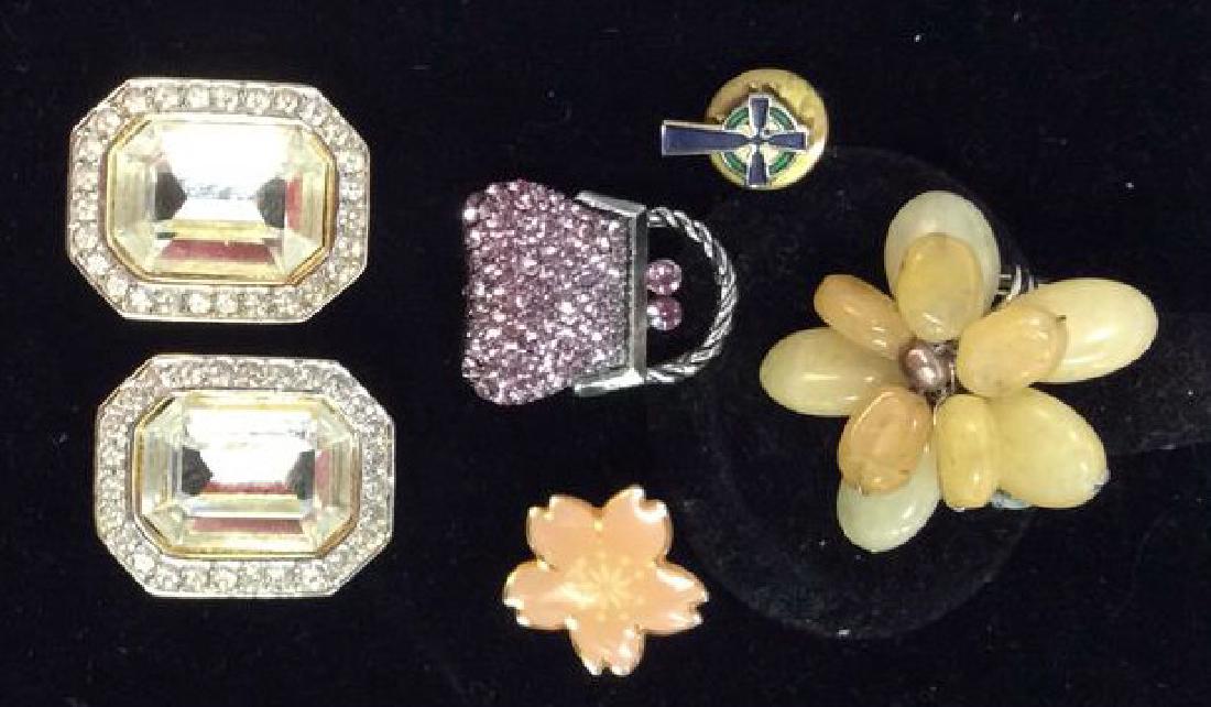 Lot 5 Assorted Women’s Vintage Costume Jewelry (1 of 11)