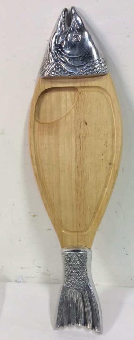 Fish Head Metal W Wood Serving Platter (1 of 8)