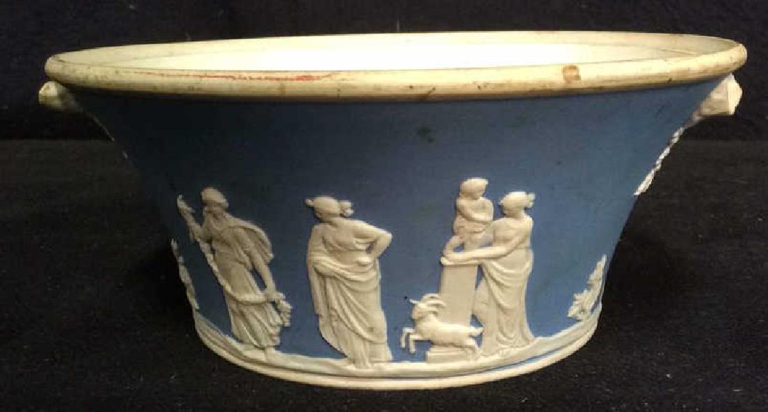 WEDGEWOOD Porcelain Jasperware Candy Dish (1 of 7)