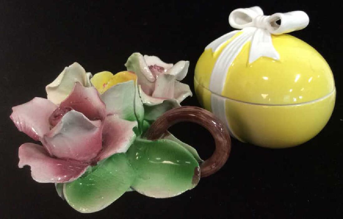 Porcelain Tabletop Accessories (1 of 7)