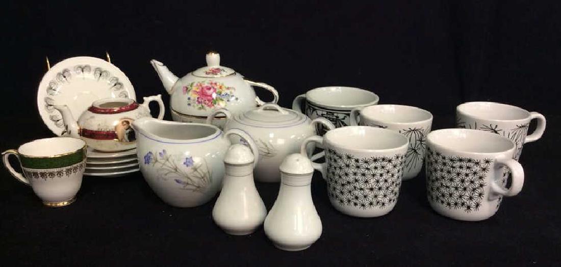 Group Lot Assorted Porcelain Tabletop Acc (1 of 14)