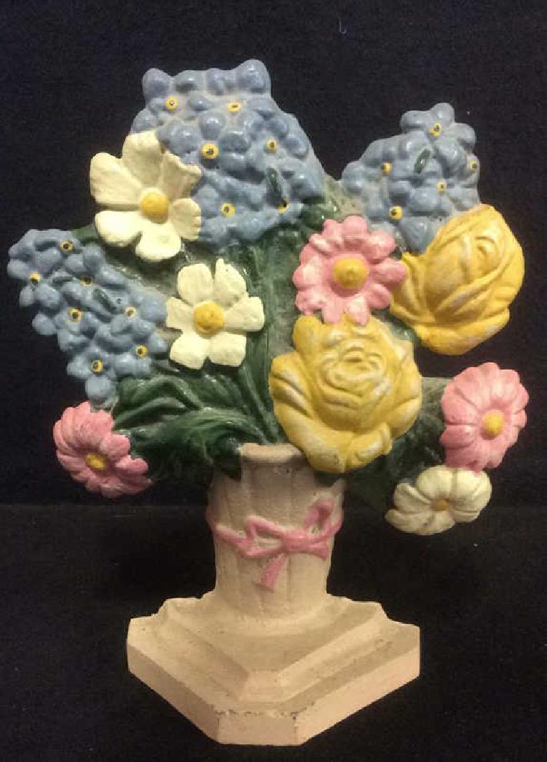 HERITAGE Cast Iron Flower Vase Doorstop (1 of 10)