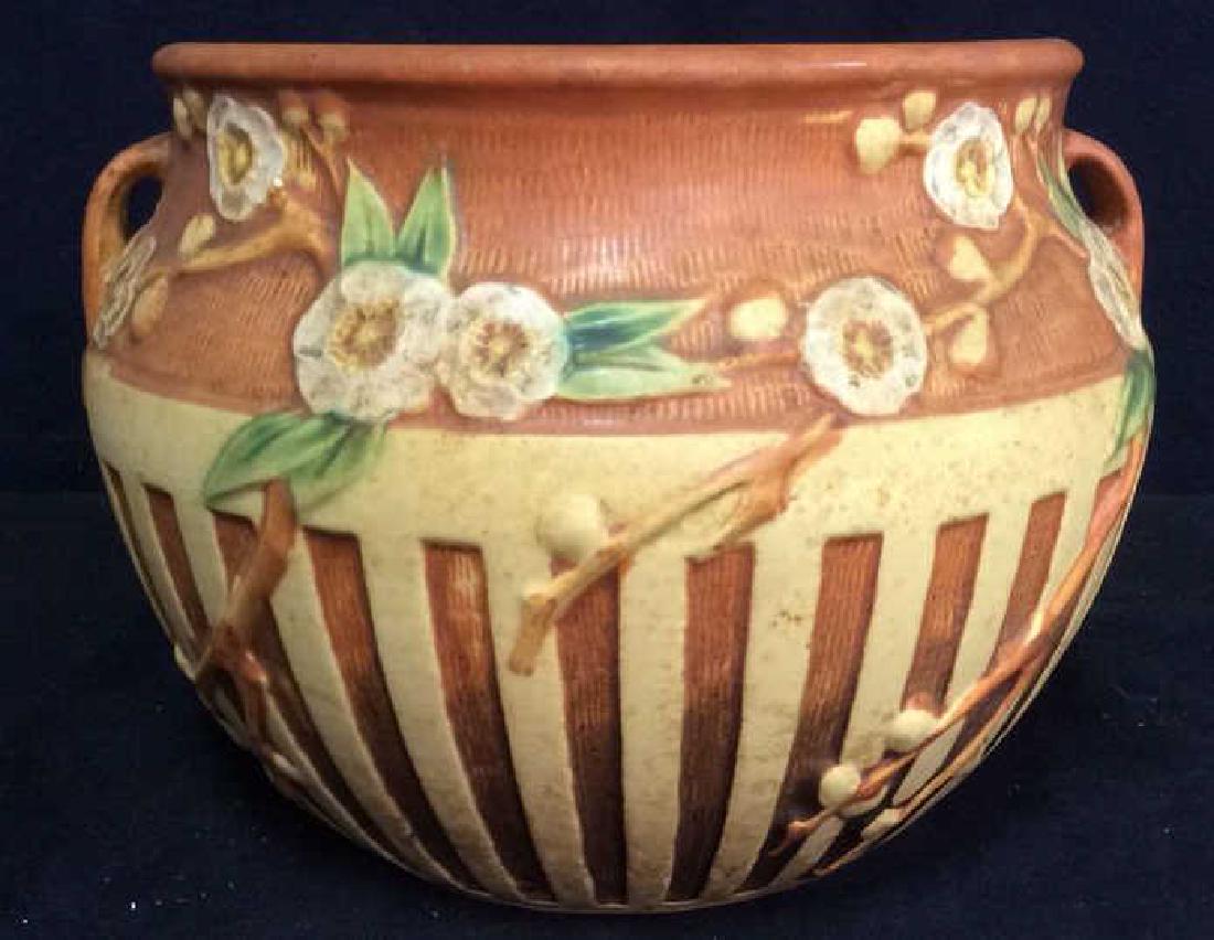 ROSEVILLE Floral Detailed Ceramic Planter (1 of 10)