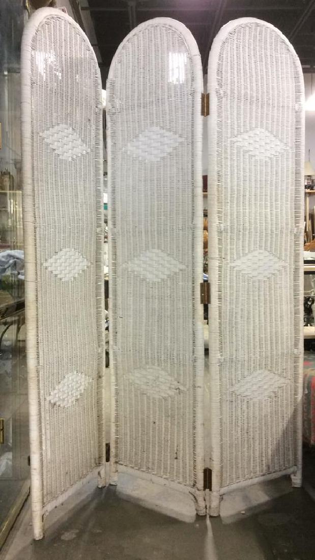 Vintage White Toned 3 Panel Wicker Screen (1 of 8)