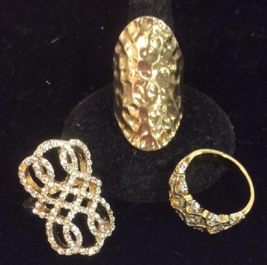 Lot 3 Assorted Gold Toned Metal Rings Jewelry (1 of 8)