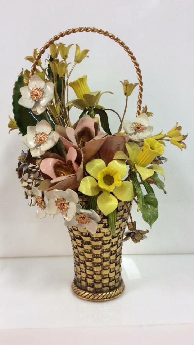 Gloria Vanderbilt Painted Metal Floral Bouquet: Gloria Vanderbilt Painted Metal Floral Bouquet marked Gloria vanderbilt dated 1977, painted metal floral bouquets in baskets, table top collectibles, metal figurals ht app 7 inches
