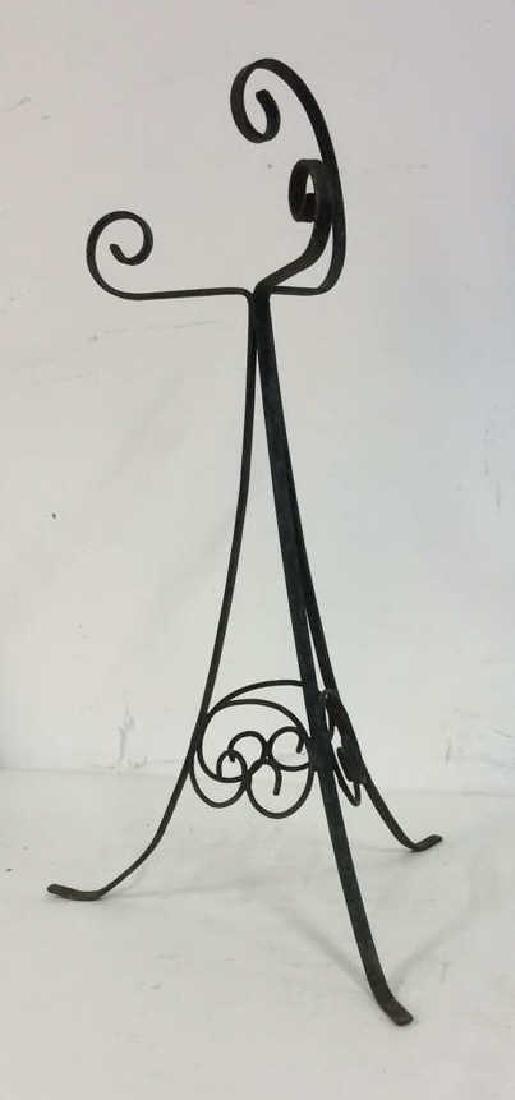 Vintage Scrolled Metal Plant Stand (1 of 7)
