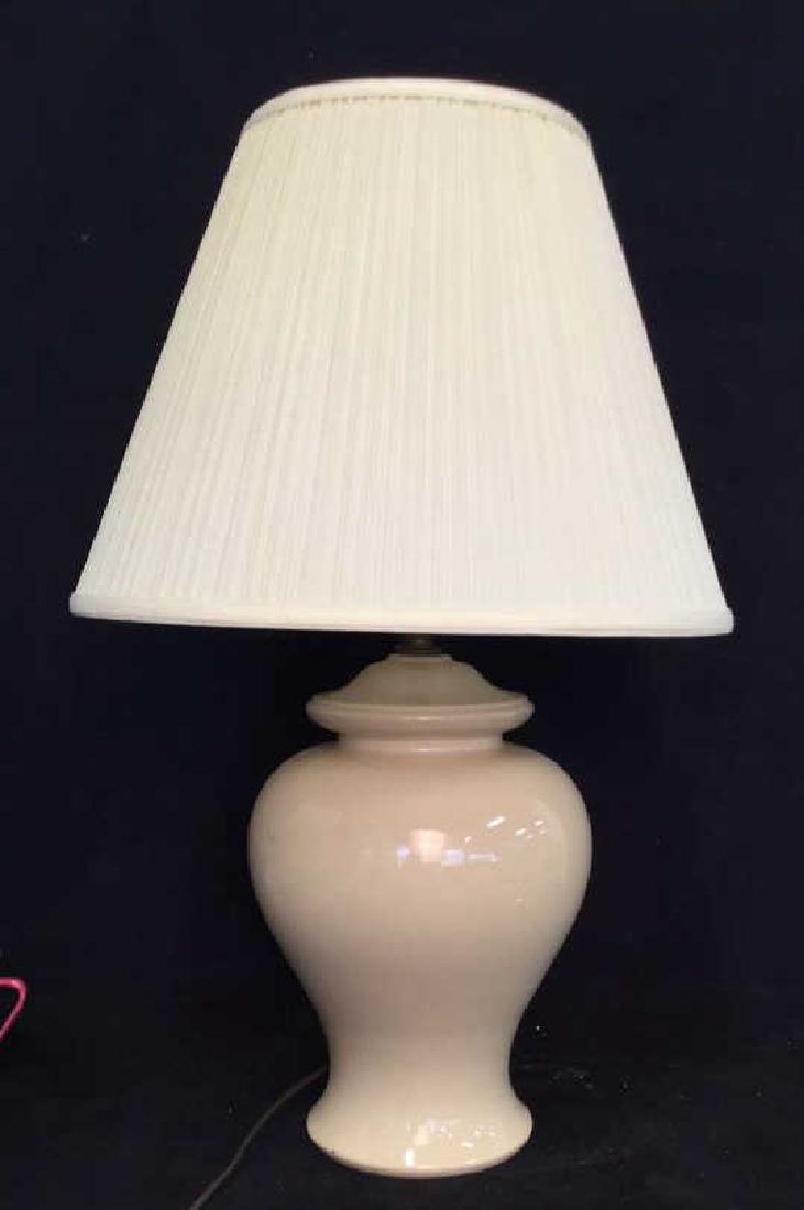 Vanilla Toned Porcelain Ceramic Lamp w Shade (1 of 7)