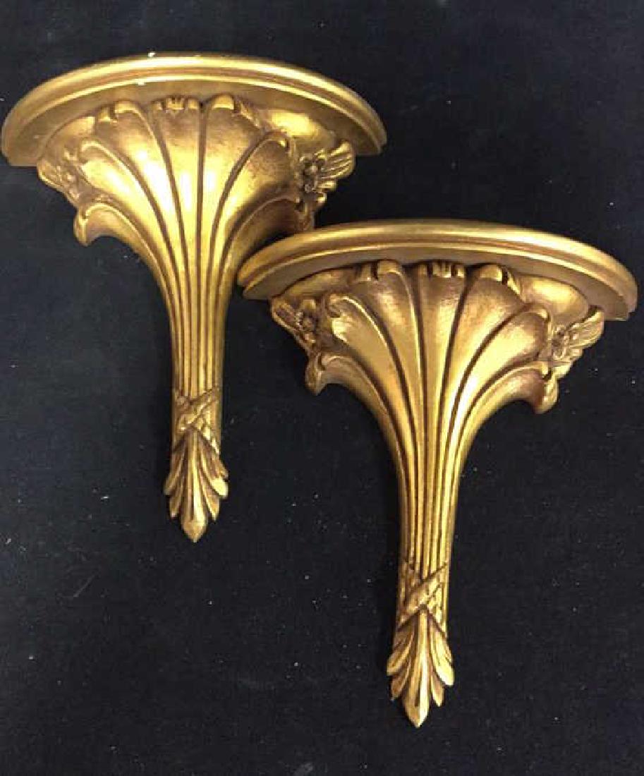 Pair Carved Gold Leafed Wall Brackets Display (1 of 11)