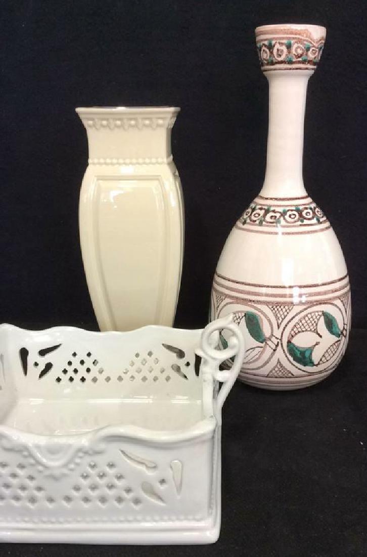 Lot 3 Assorted Porcelain Tabletop Accessories (1 of 10)