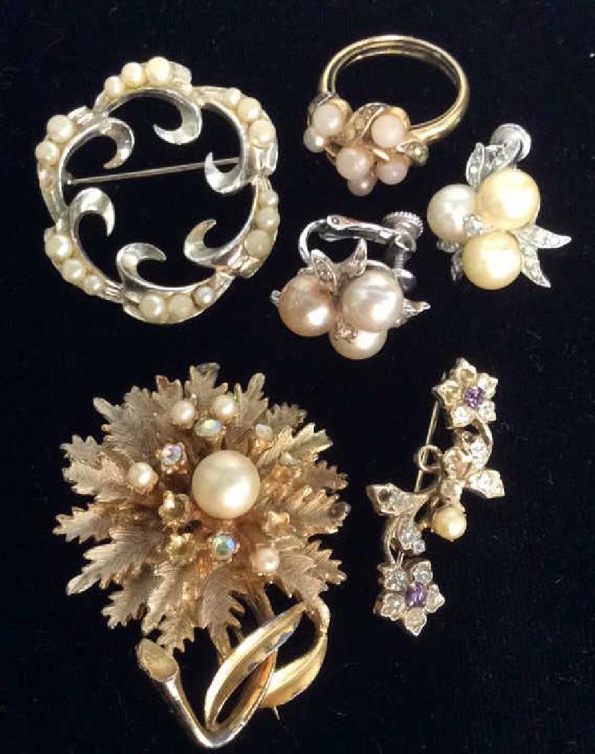Group Lot 5 Vintage Pearl Jewelry (1 of 12)