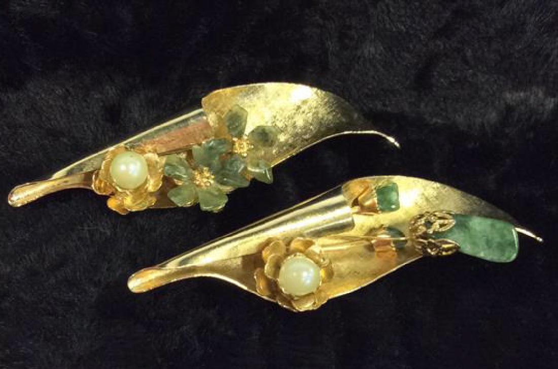 Pair Gold Toned Vintage Brooch Pins (1 of 8)