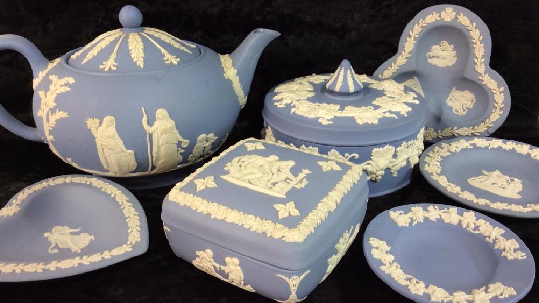 Group Lot 7 WEDGEWOOD Jasperware Table Acc. (1 of 8)