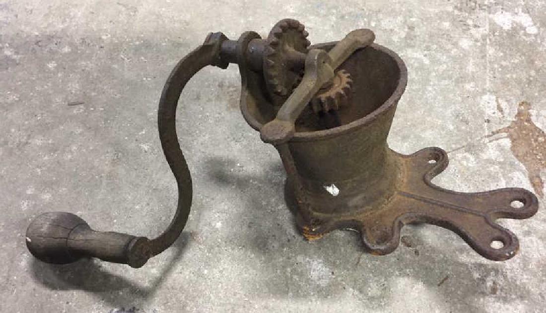 Antique Collectible Iron Wood Kitchen Grinder (1 of 6)
