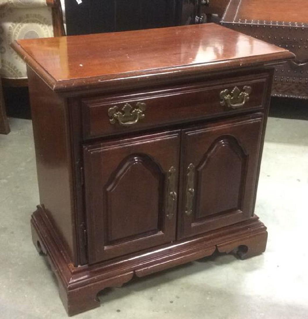 Mahogany Drew End table Cabinet (1 of 9)