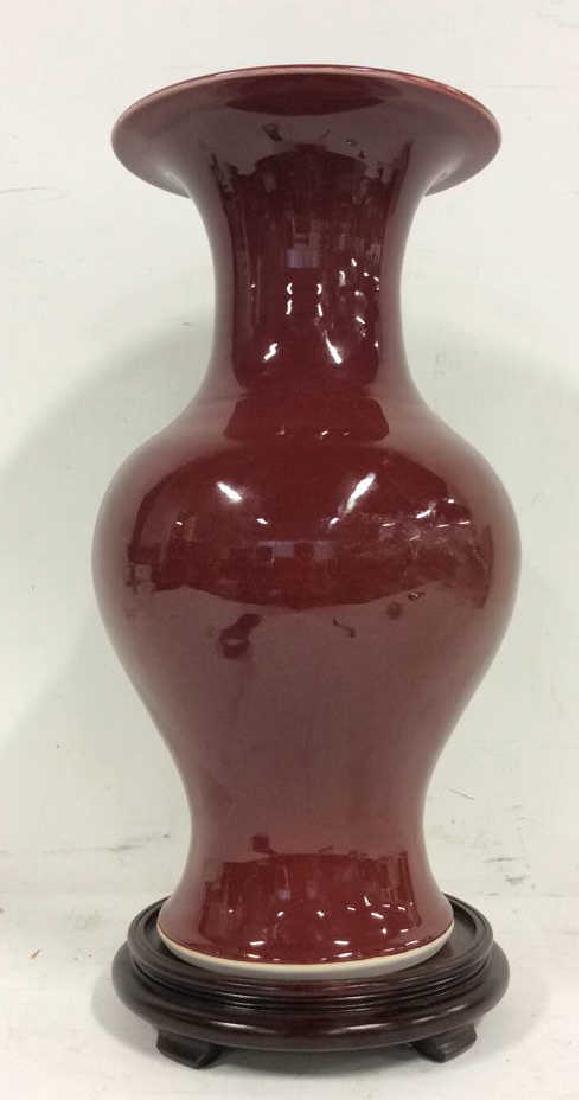 DECORATIVE CRAFTS INC Red Toned Vase (1 of 7)